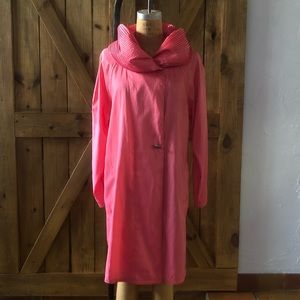 Mycra Pac Reversible raincoat